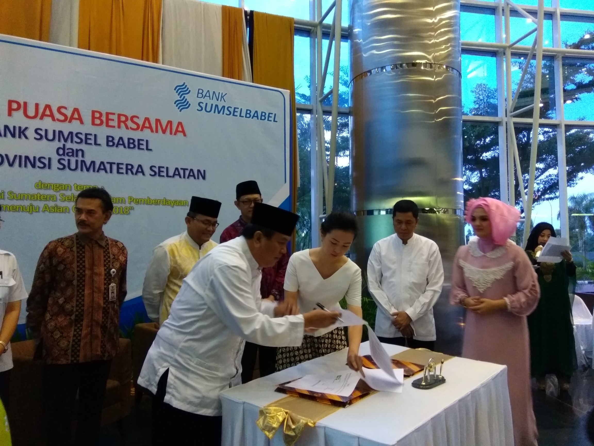 Buka Puasa Bersama Bank Sumsel Babel dan Kadin Provinsi Sumatera Selatan